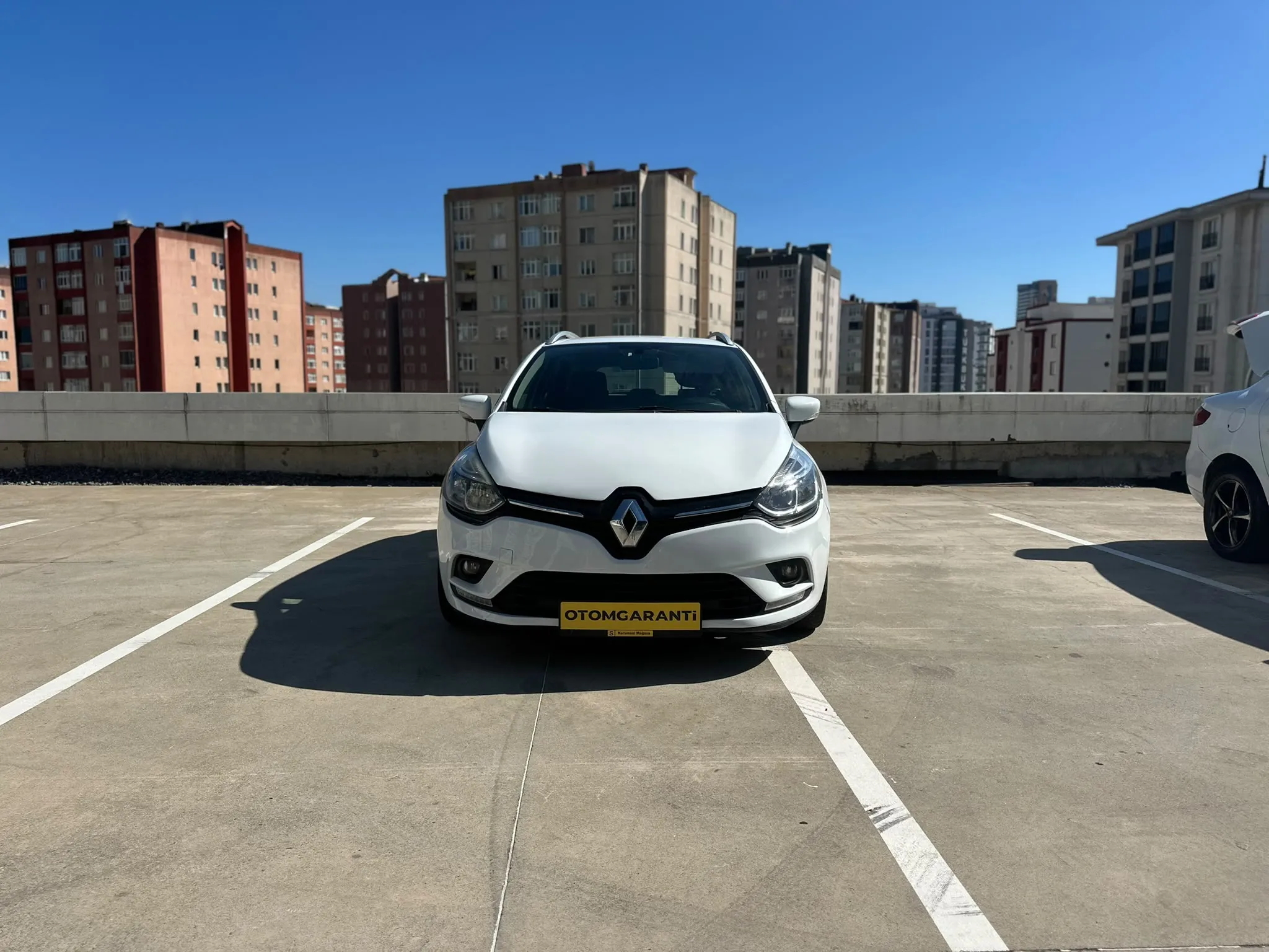Renault clio 250 BİN TL PEŞİNAT İLE 36 AY SENET İMKANI 